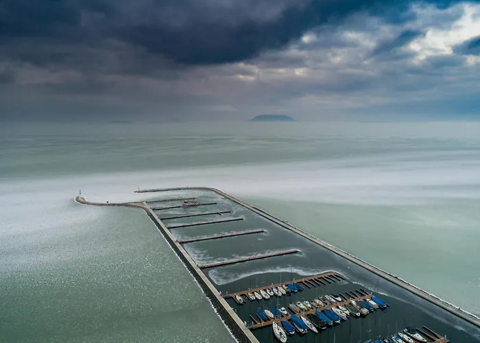 Апартаменты In 19297 *