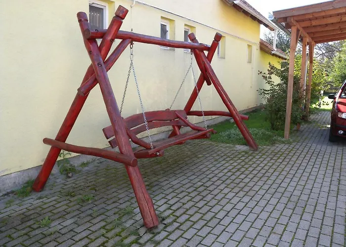 In 19297 * Балатонмариафюрдё